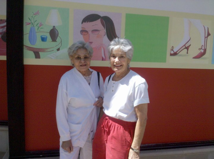 Roz and Sister Renee Solomon 2