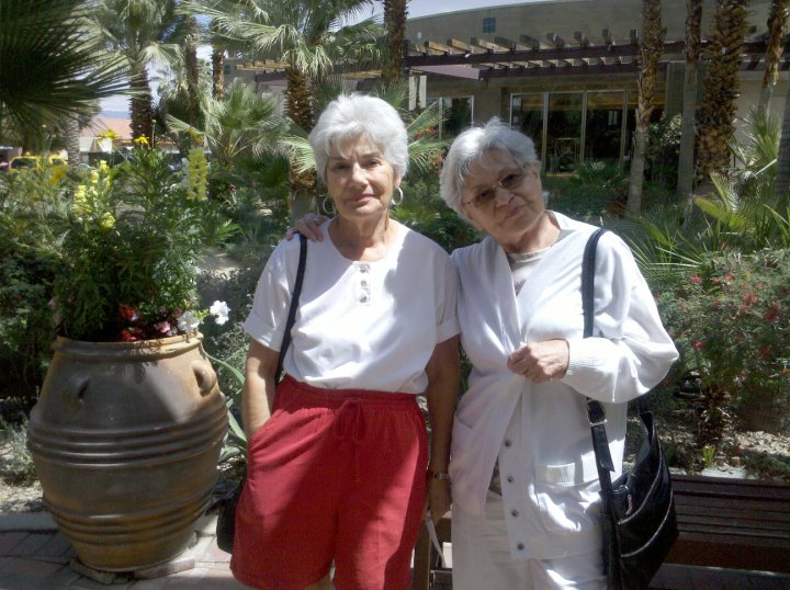 Roz and sister Renee Solomon